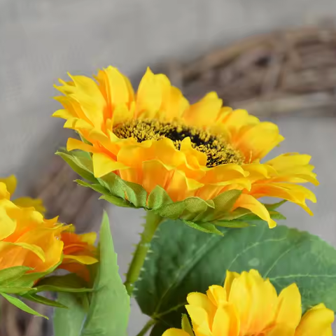 RAMO DE 6 GIRASOLES ARTIFICIALES X6UNDS - OMC-723