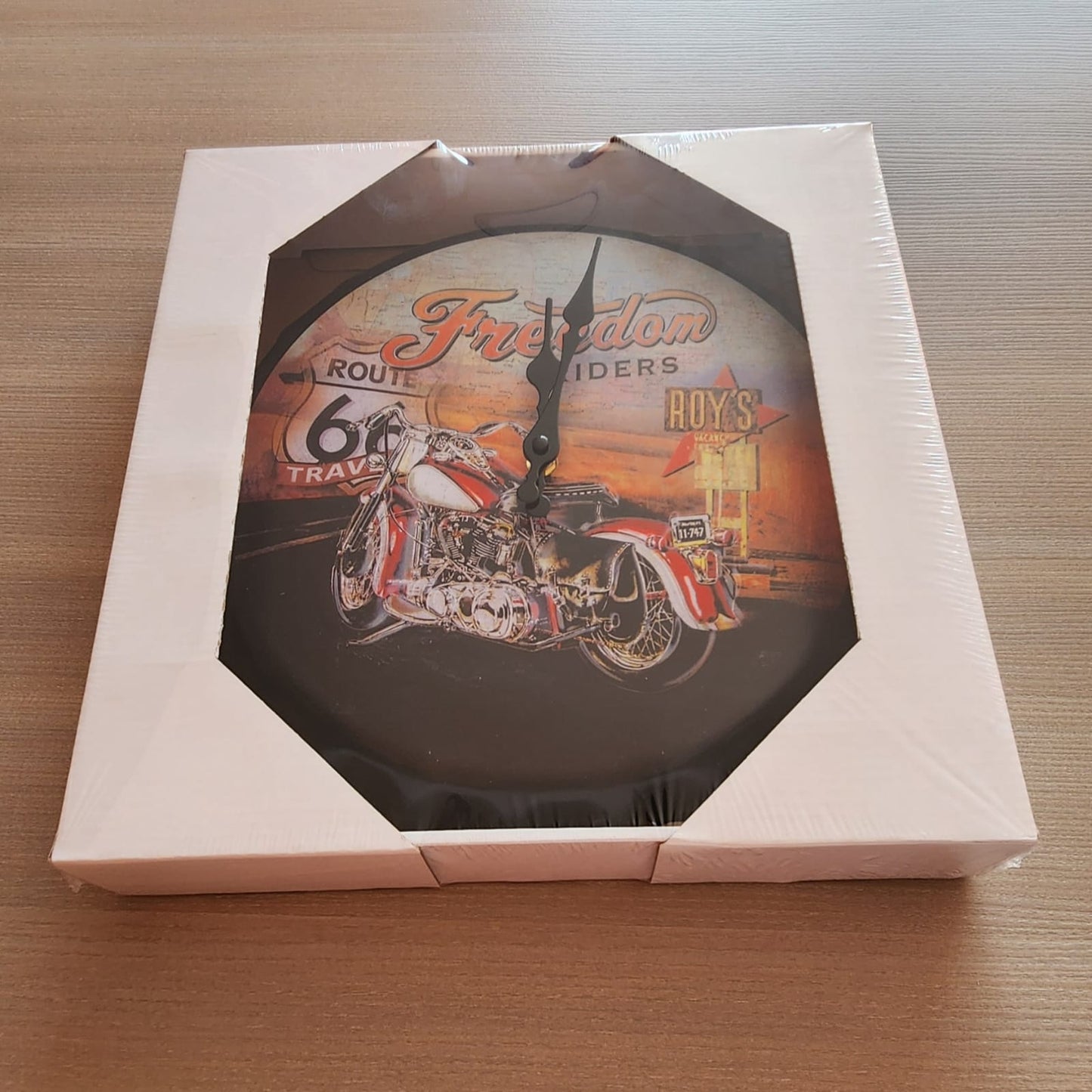RELOJ DE PARED VINTAGE ESTILO TAPA BOTELLA METALICO X6UNDS - OMC-445