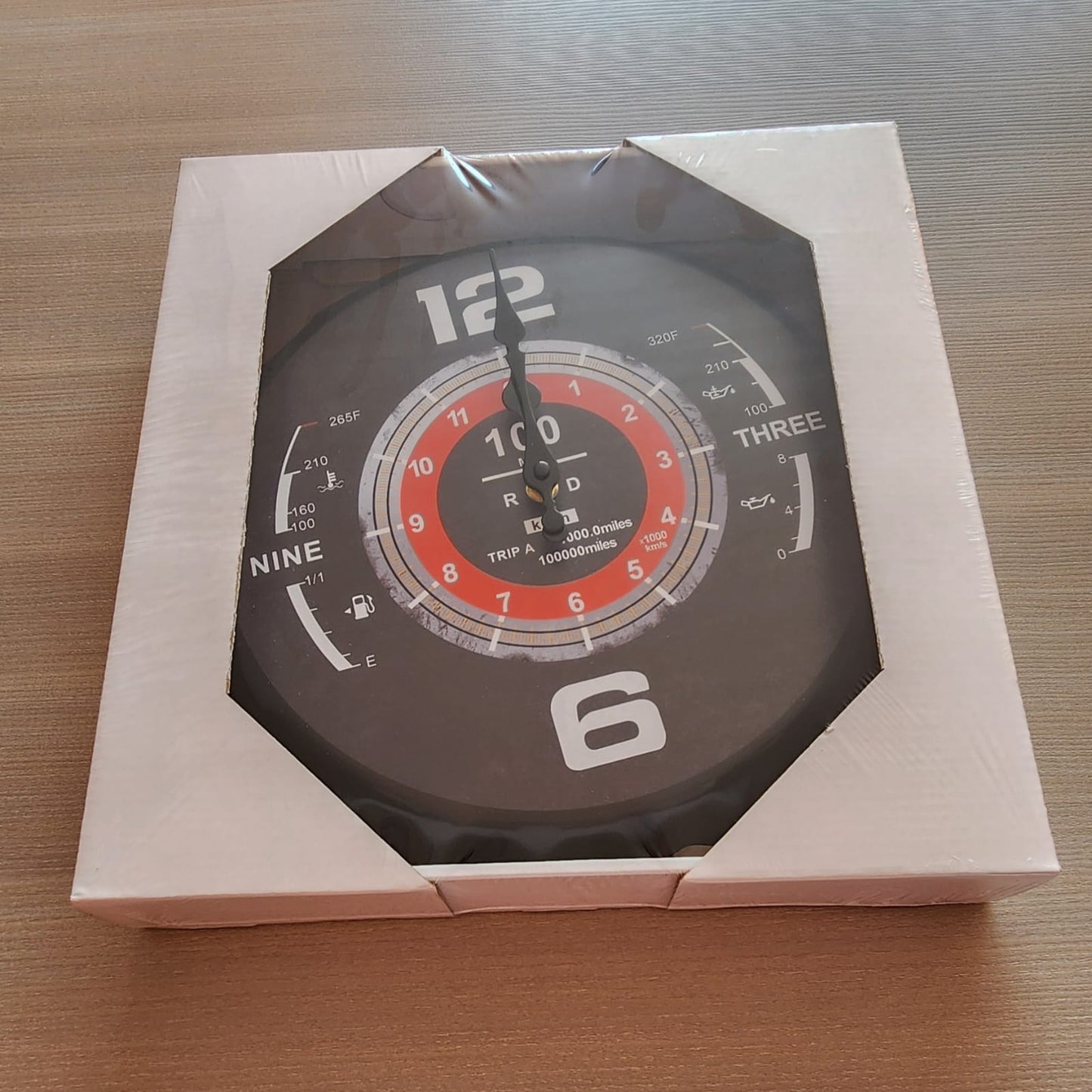 RELOJ DE PARED VINTAGE ESTILO TAPA BOTELLA METALICO X6UNDS - OMC-445