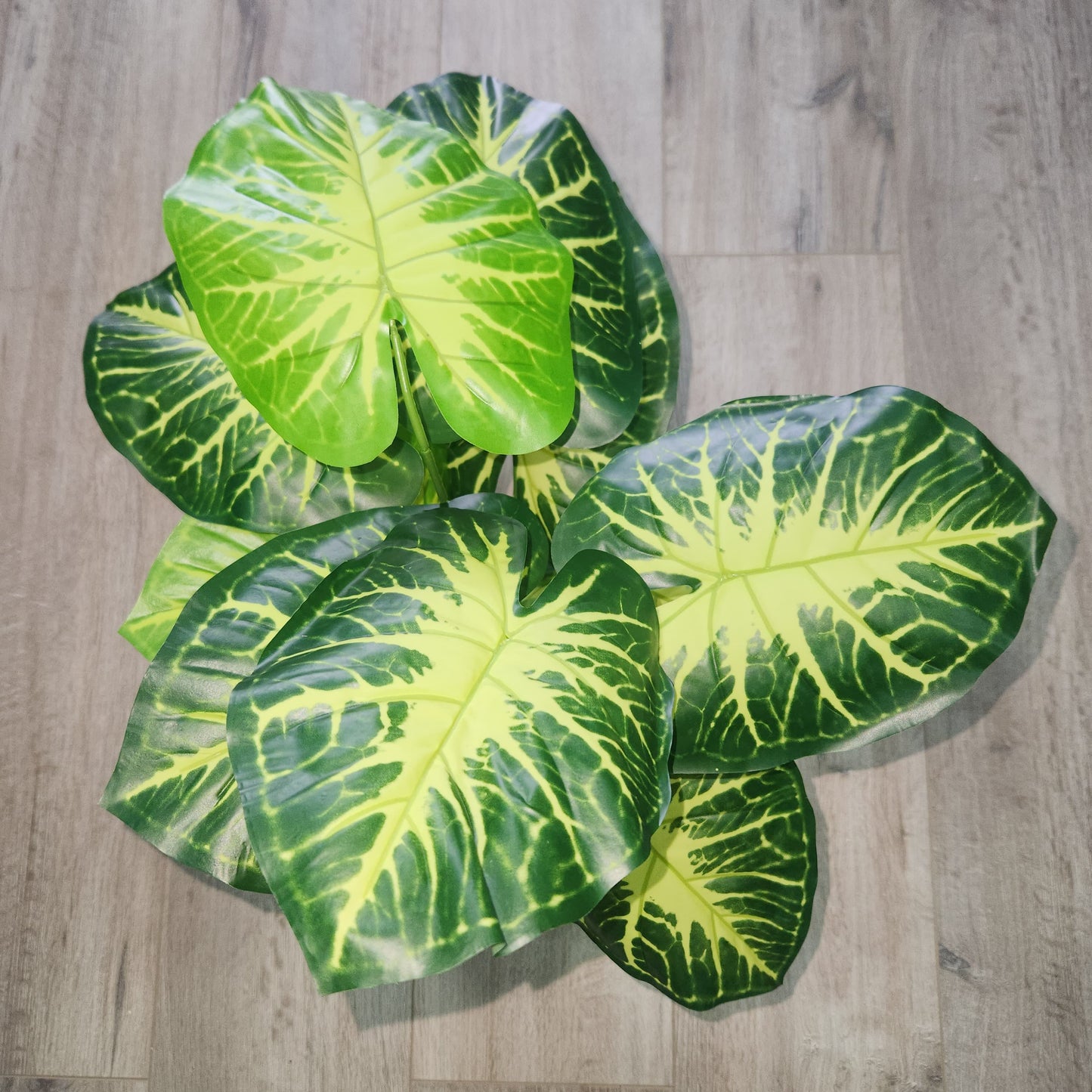 Planta de Monstera Sintética Artificial X 6 Unds OMC-753