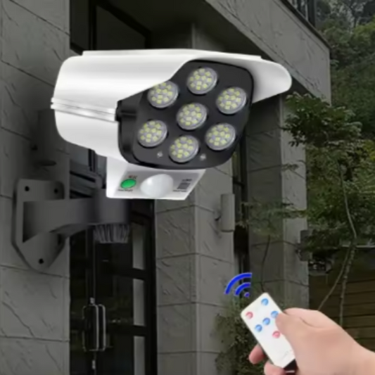 LAMPARA SOLAR TIPO CAMARA CON SENSOR  X 6UNDS - OMC-087