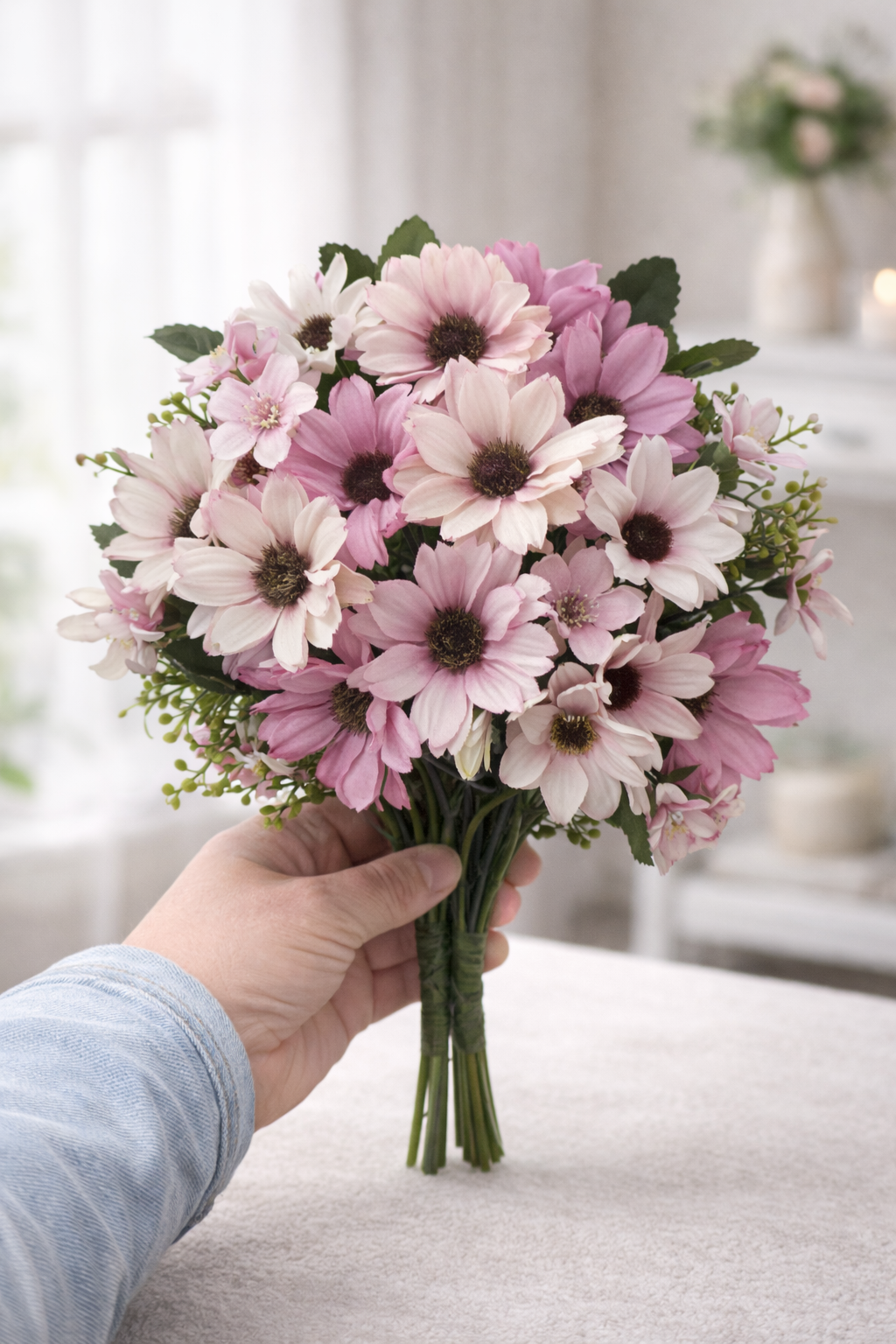 RAMO DE 7 FLORES ARTIFICIALES PACK X 6UNDS - OMC-720